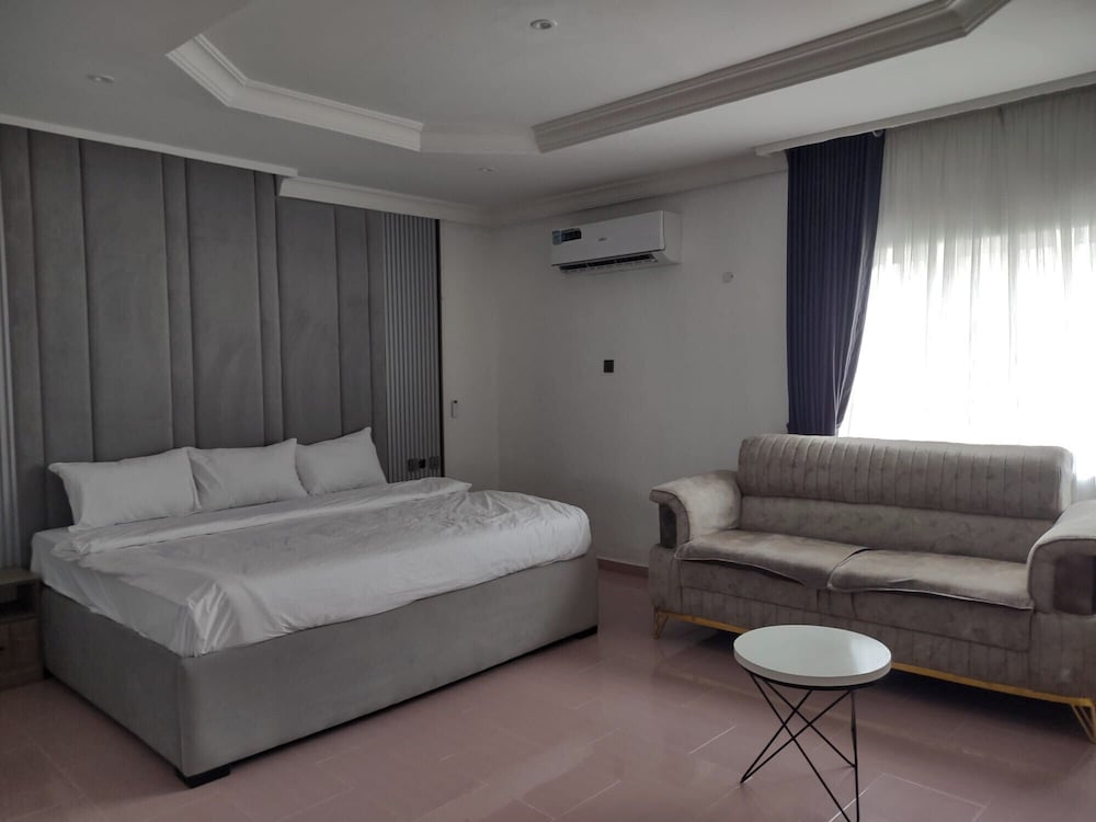 Pamoo Hotel - last minute hotel in Abuja