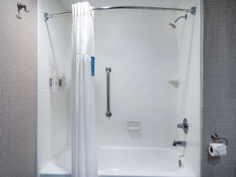 Hampton Inn Peachtree Corners Norcross - photo 18