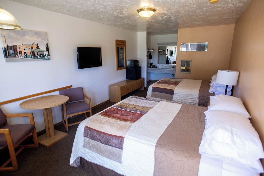 Blue Pine Motel - photo 8