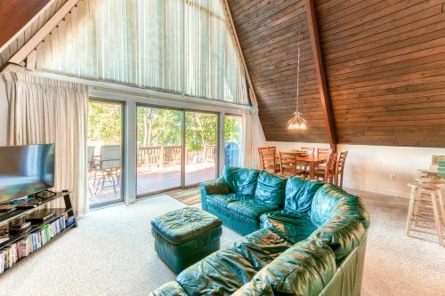 Haupt Hut - carbon neutral hotel in Unknown City