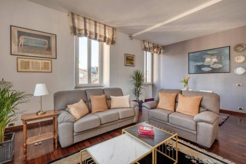 Stunning Center Rome Apartment — 4-Star Luxury Hotel in Rome, Italy