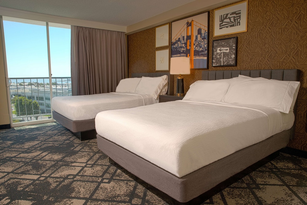 Embassy Suites by Hilton San Francisco Airport Oyster Point - photo 10