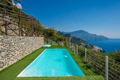 Exclusive Villa on the Amalfi Coast 300 Steps From the Road — 4-Star Luxury Hotel in Amalfi, Italy