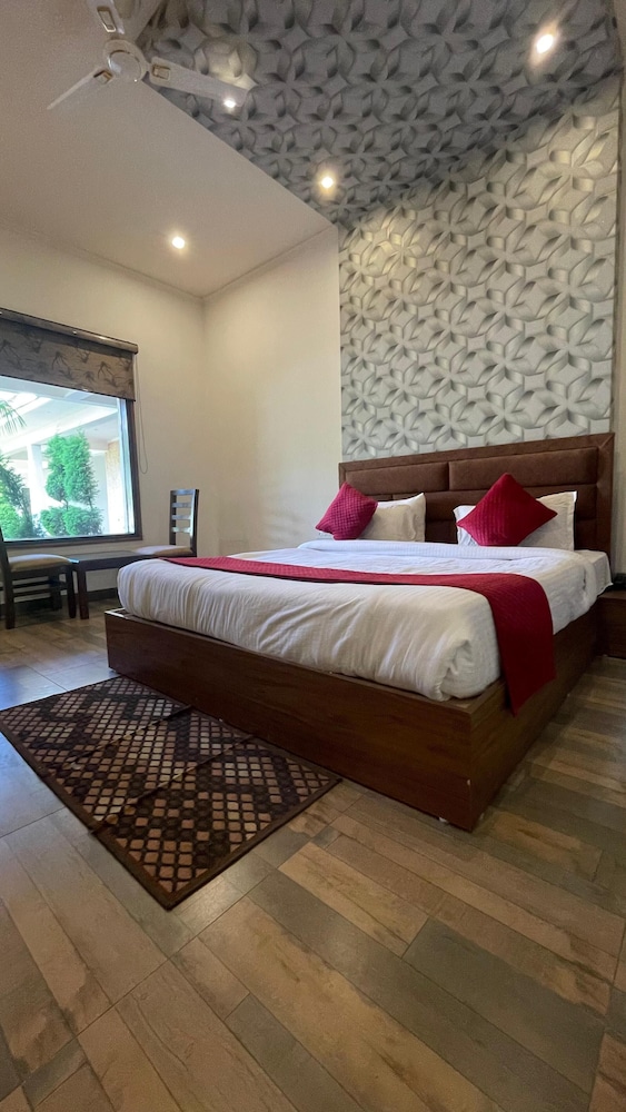 Crestmont Manral Resort Jim Corbett in Ramnagar, India
