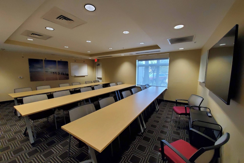 TownePlace Suites by Marriott Fort Myers Estero - photo 41