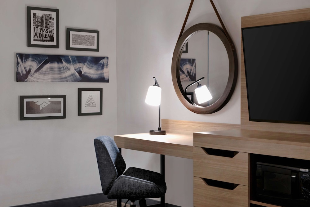 Hampton Inn Easley - photo 4