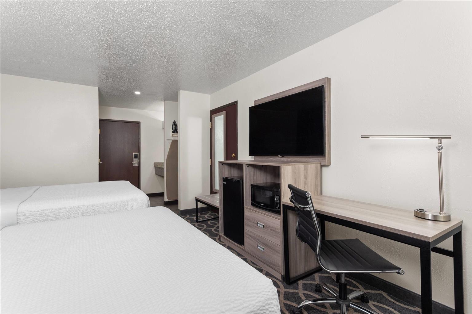 Baymont by Wyndham Piqua - photo 12