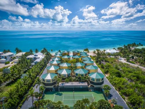 Coco Plum Beach & Tennis Club & Marina - photo 4