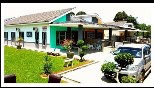 Taiping Homestay Husna Afina — 4-Star Luxury Hotel in Taiping, Malaysia