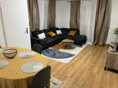 Joli T3 Calme — hotel in Creteil