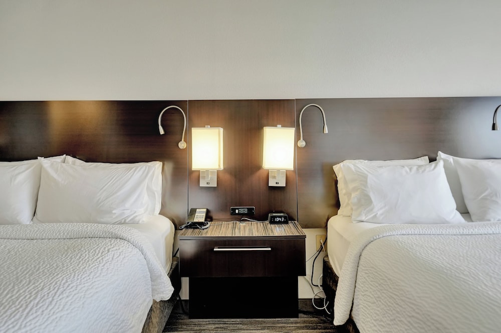 Holiday Inn Express Hotel & Suites Beatrice by IHG - photo 46