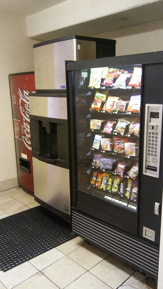 GreenTree Inn Denver Tech Center - photo 24