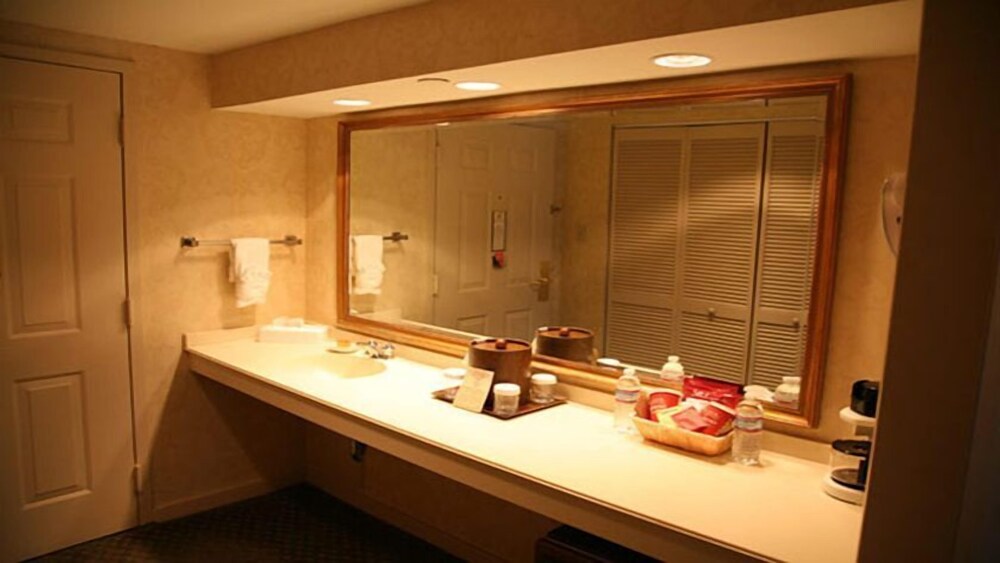 The Inn At Reading - photo 7