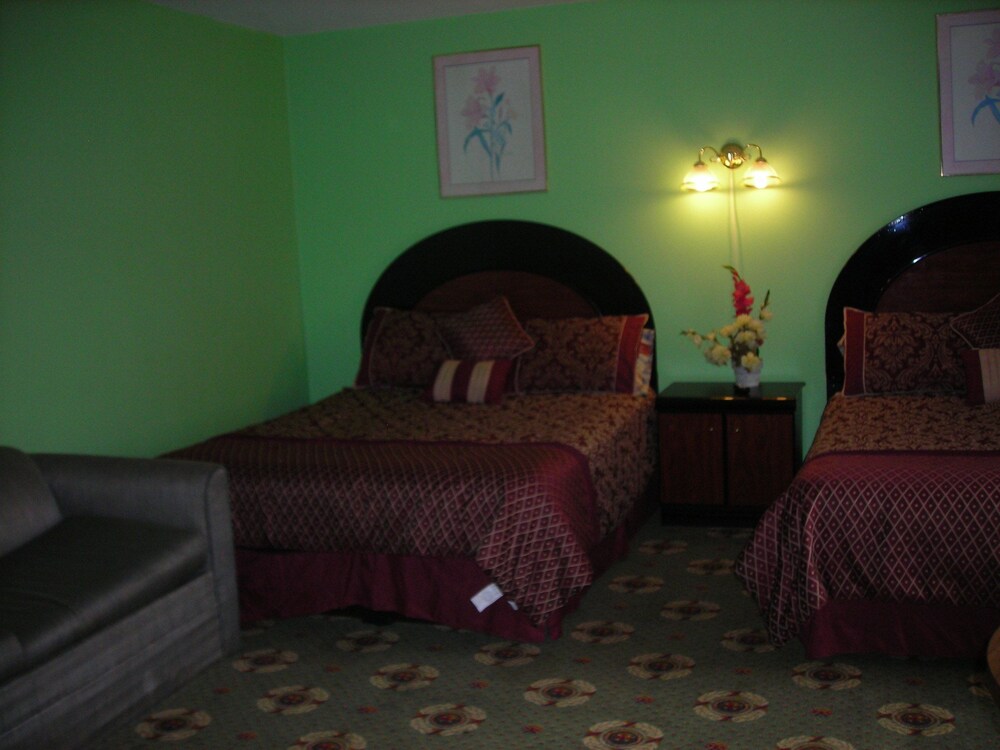 Deer Trail Motel - photo 10