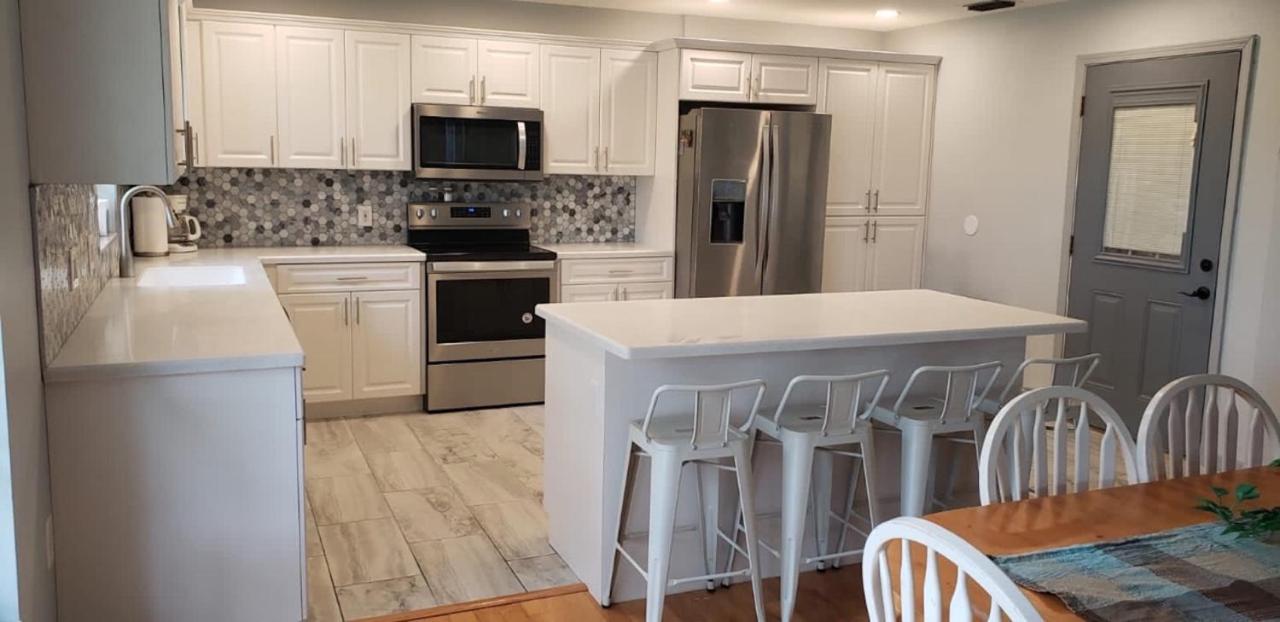 Hudson Home — 4-Star Luxury Hotel in Bayonet Point, United States