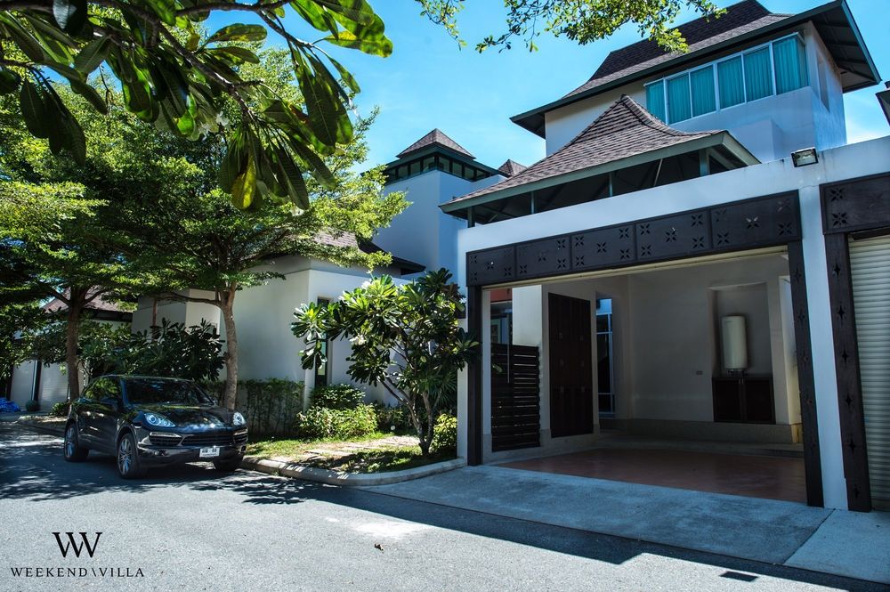 Weekend Villa Nagawari Mantra Pool Villa — 4-Star Luxury Hotel in Sattahip, Thailand