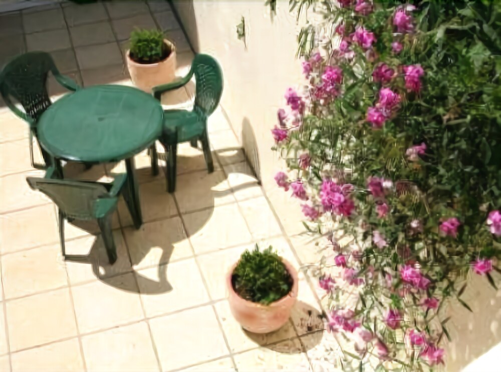 Mountview - carbon neutral hotel in Saint Helier