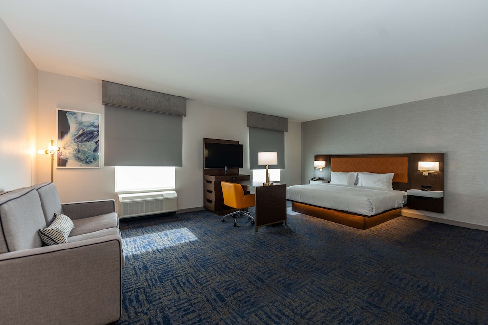 Hampton Inn & Suites Houston Sugar Land - photo 25