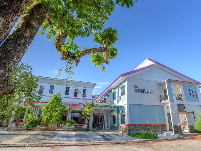 OYO 480 Hotel Demuon in Tanjung Pandan, Indonesia