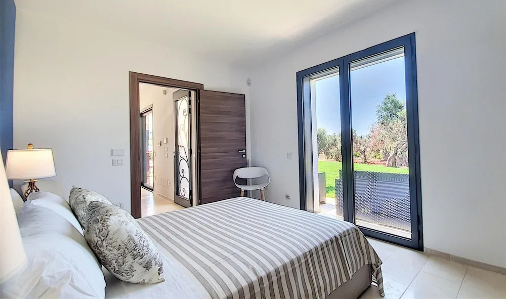 Leu068 in Leuca With 3 Bedrooms and 2 Bathrooms in Castrignano Del Capo, Italy