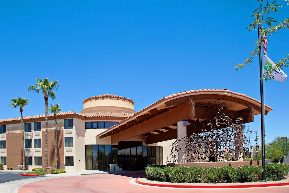Holiday Inn Express Scottsdale North - featured photo