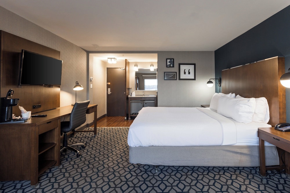 Crowne Plaza Niagara Falls NY Riverside by IHG - photo 37
