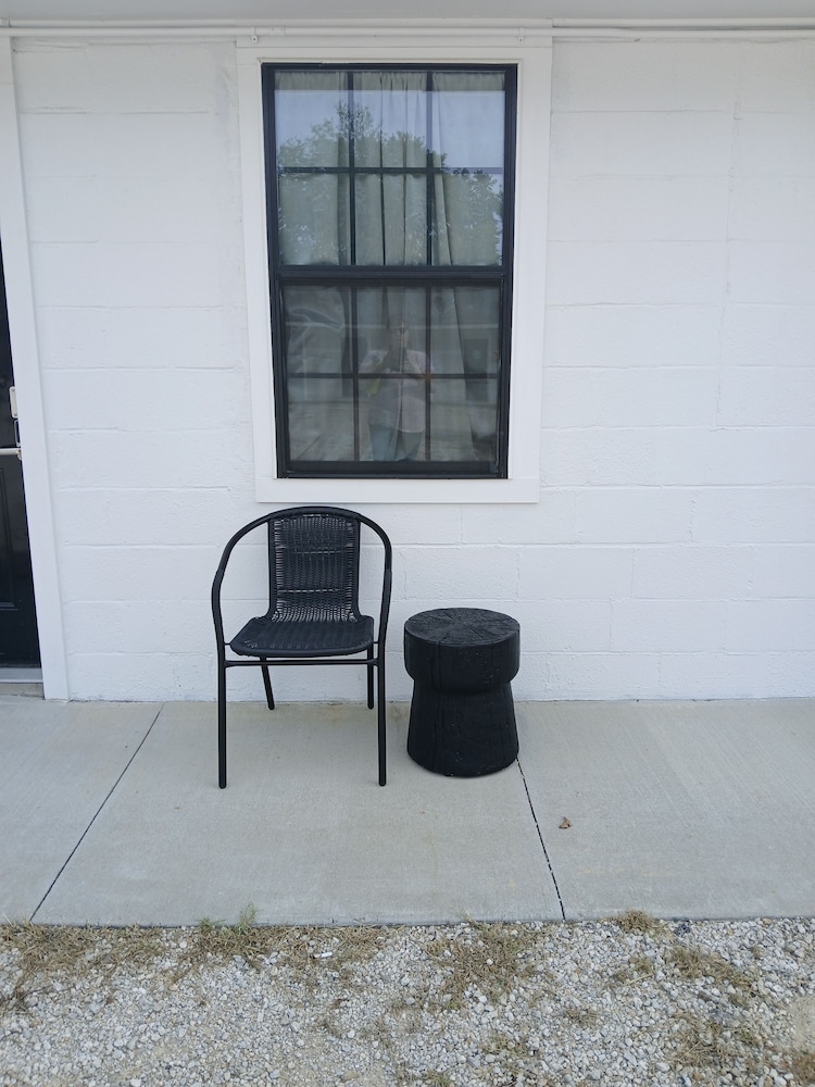 Whitetail Inn - photo 7