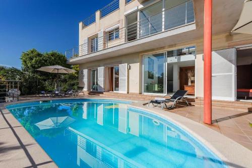 Vistafar - carbon neutral hotel in Alcudia