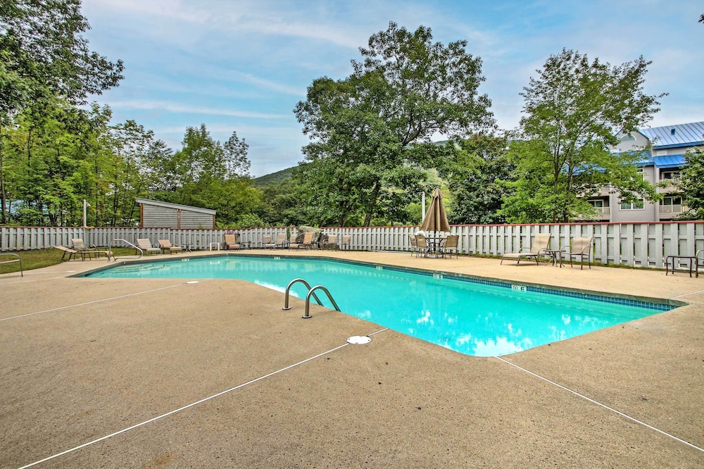 Lincoln Condo with Resort Amenities And Mountain Views in Lincoln, United States