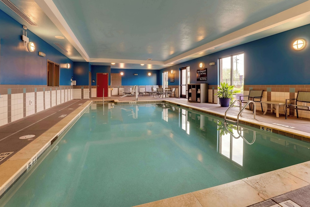 Hampton Inn & Suites Rome - photo 39