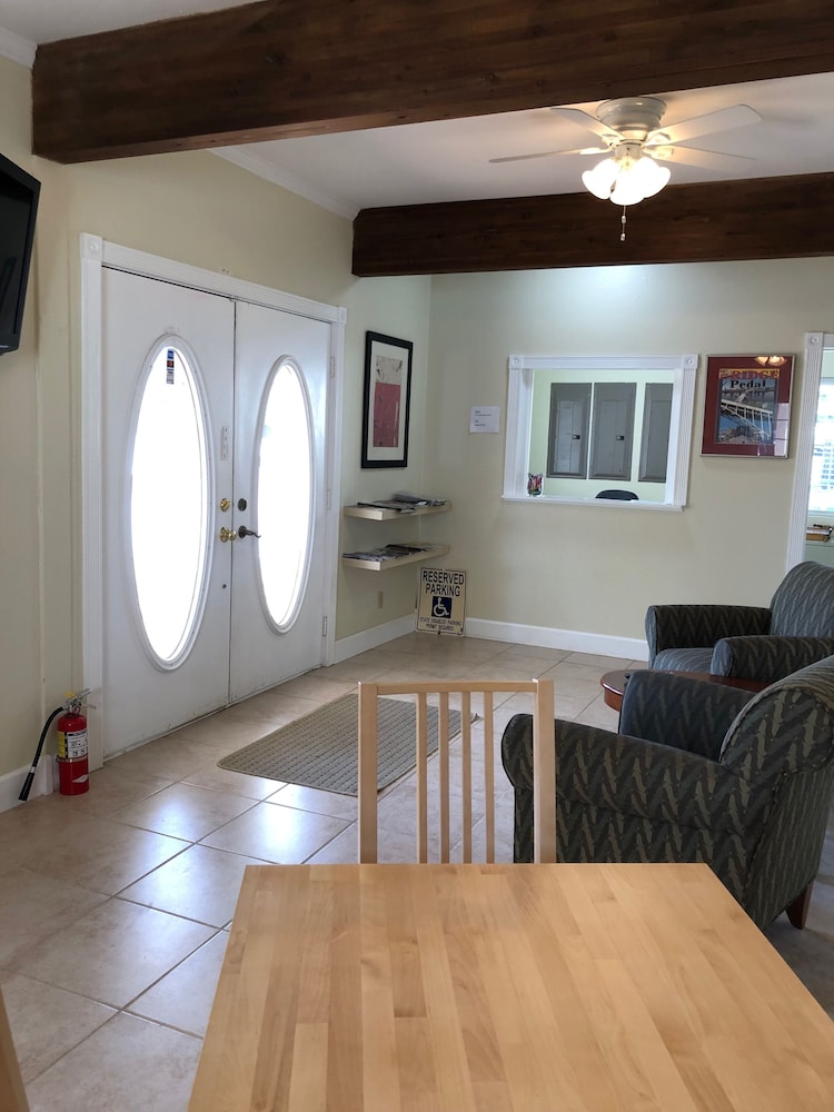 The Caden Hotel - photo 3