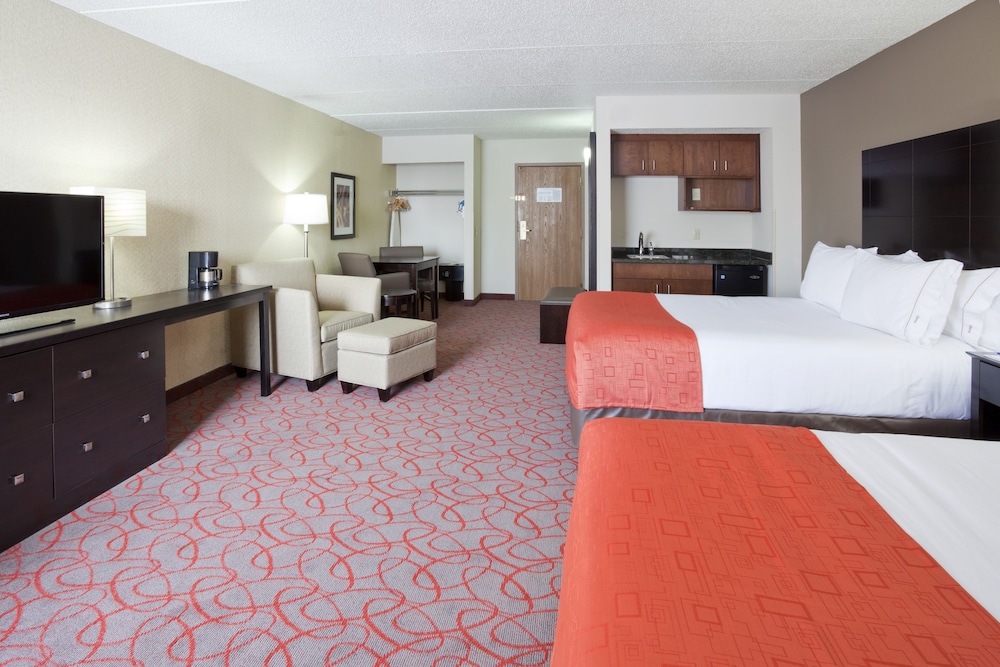 Holiday Inn Express & Suites Bloomington MPLS Arpt Area W by IHG - photo 16