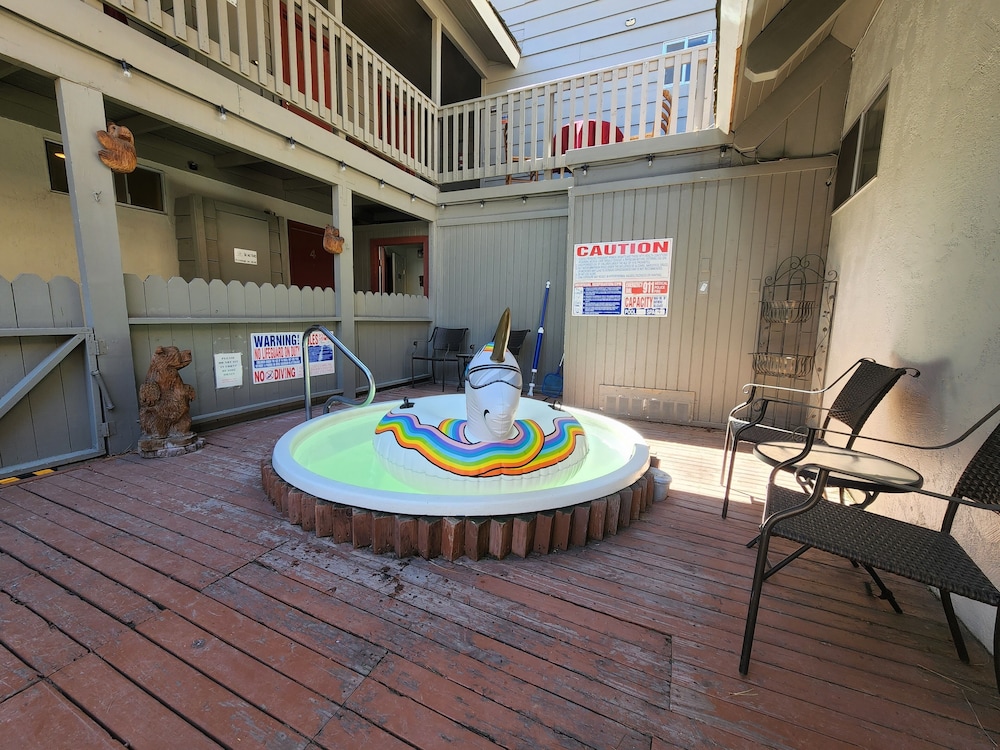 Cinnamon Bear Inn - photo 103