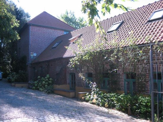 Holiday Home Les Plachettes — 4-Star Luxury Hotel in Flobecq, Belgium