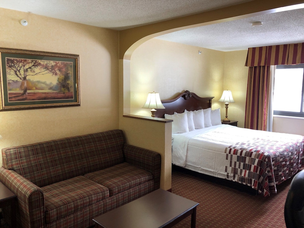 Red Roof Inn & Suites Chestertown - photo 4