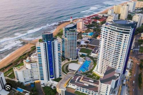 The Pearls of Umhlanga Ocean View Apartment Elegant 2 Bedroom — 4-Star Luxury Hotel in Durban, South Africa