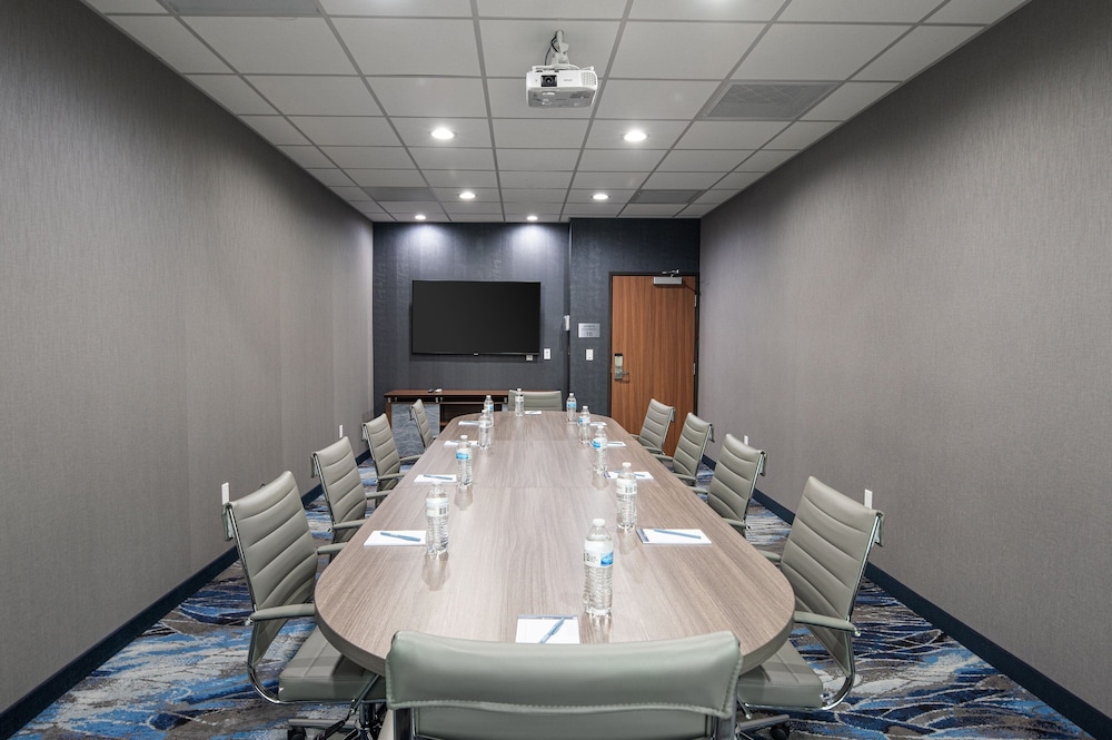 Fairfield Inn & Suites by Marriott Anaheim Los Alamitos - photo 44