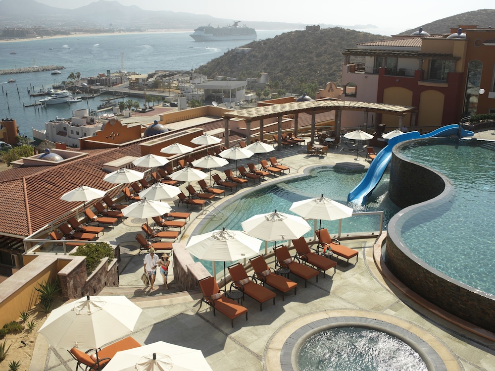 Infinity pool