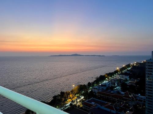 View Talay 7 Seaview Apartments — 4-Star Luxury Hotel in Pattaya, Thailand