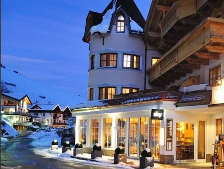 Hotel Garni Castel B&B in Ischgl, Austria