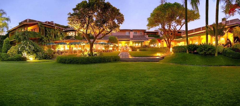 Las Mananitas Hotel Garden Restaurant and Spa in Cuernavaca, Mexico