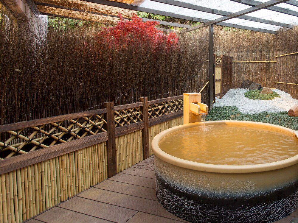 Arima road Yuuwa Hot spring hotel in Kobe, Japan