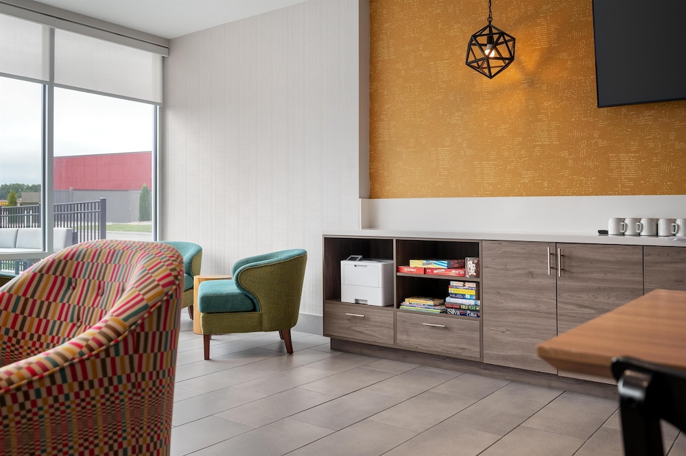 Home2 Suites by Hilton Cincinnati Eastgate - photo 35