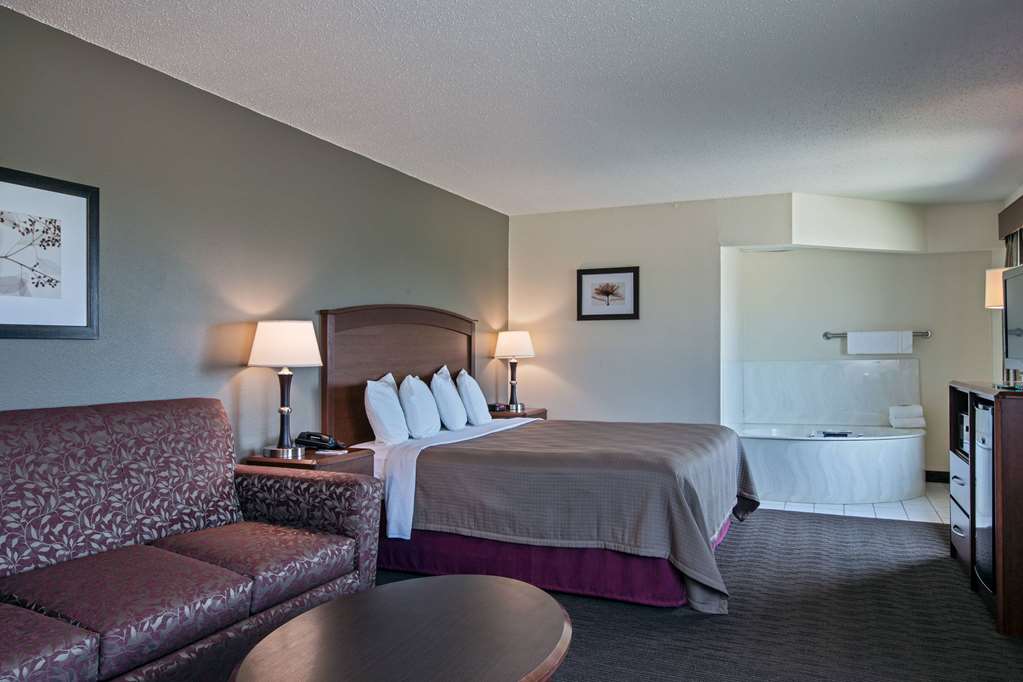 AmericInn by Wyndham Grundy Center - photo 21