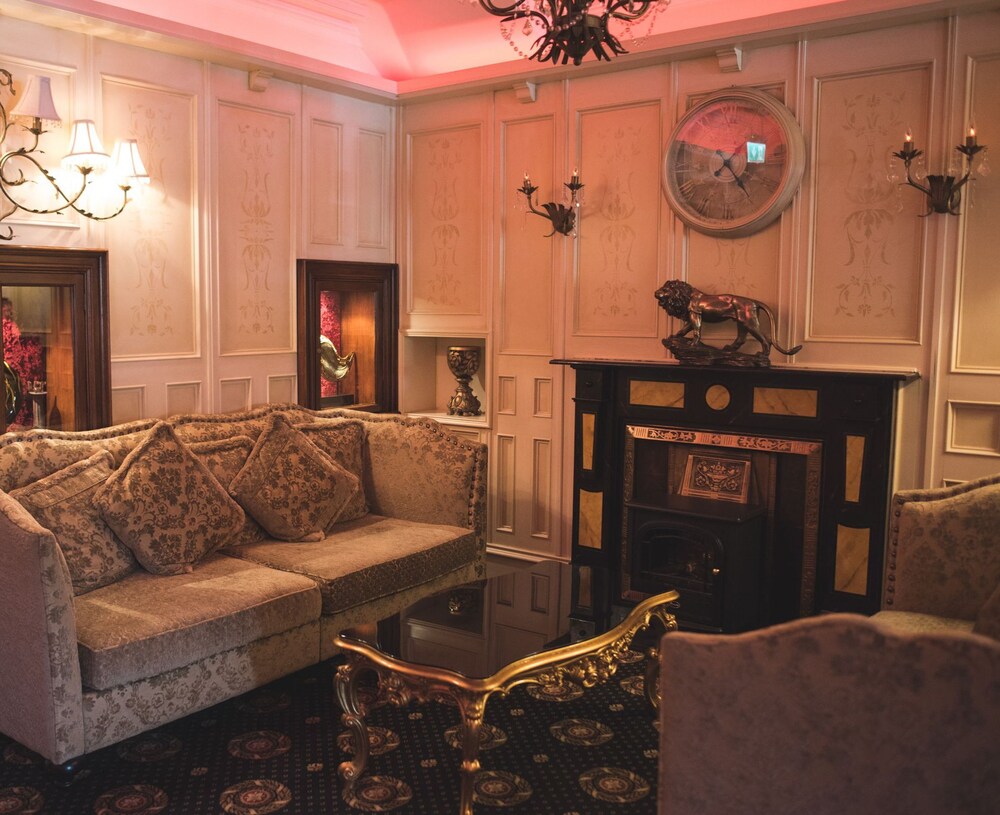 The Belfray Country Inn Hotel — Derry