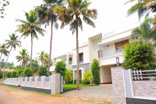 Shamrock Home Stay — 4-Star Luxury Hotel in Tiruvalla, India