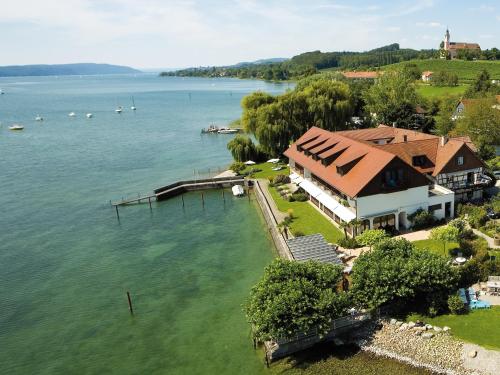 Seehalde - carbon neutral hotel in Uhldingen-Muhlhofen