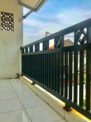 Grania Homestay Syariah Tipe Deluxe AC — 4-Star Luxury Hotel in Bandung, Indonesia