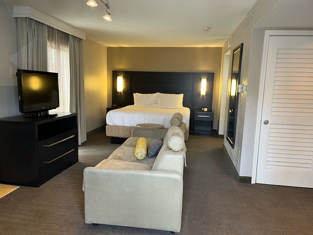 Residence Inn by Marriott Boston North Shore Danvers - photo 3