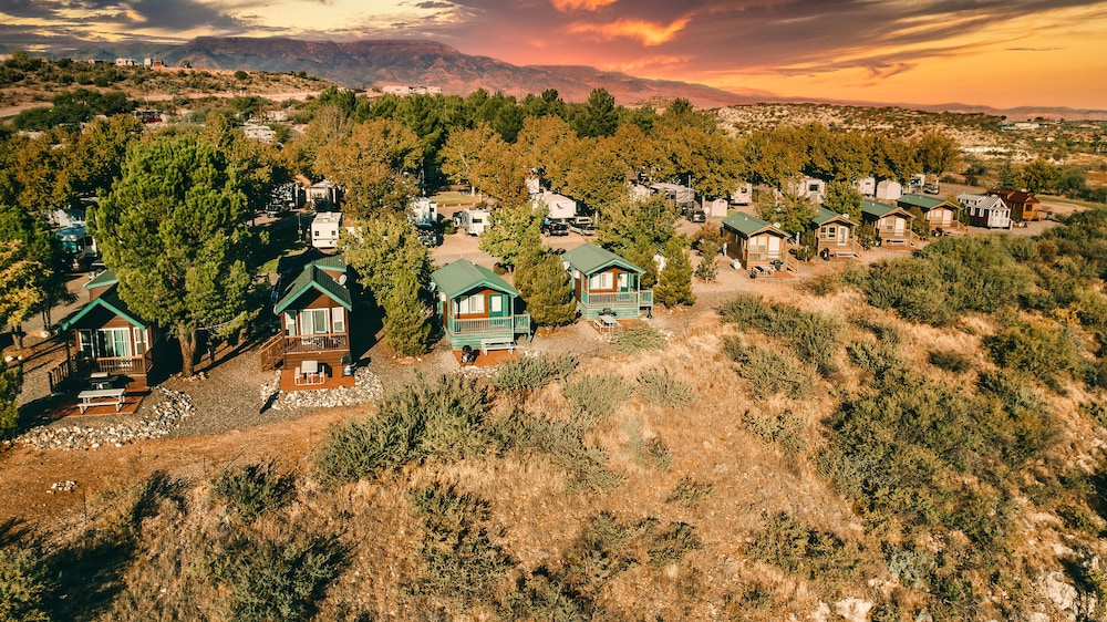 Verde Valley Studio Cabin 1 5958688 — Cottonwood